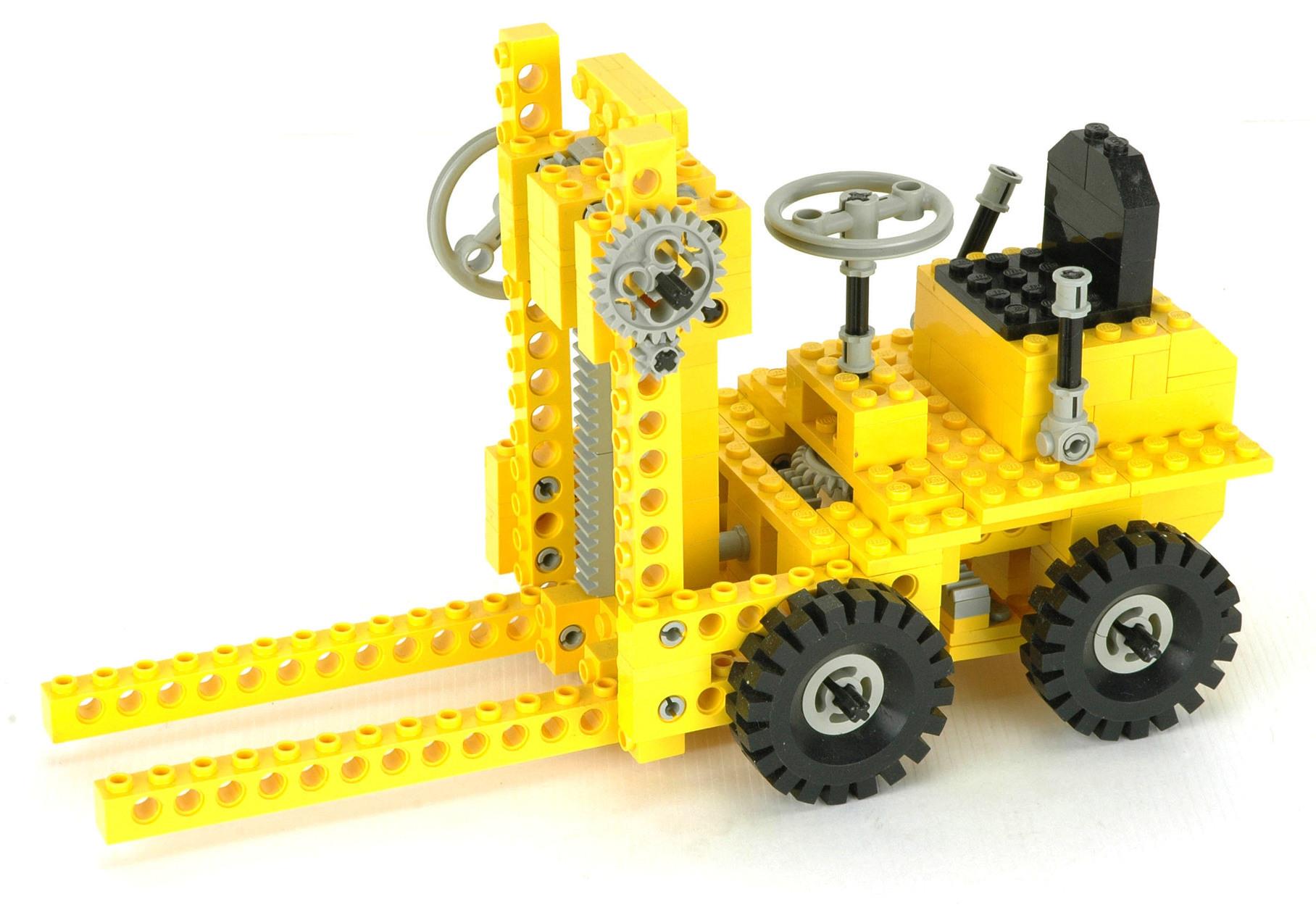 LEGO Technic Fork-Lift Truck |