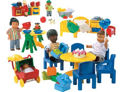 LEGO Dolls Family Set | BrickEconomy